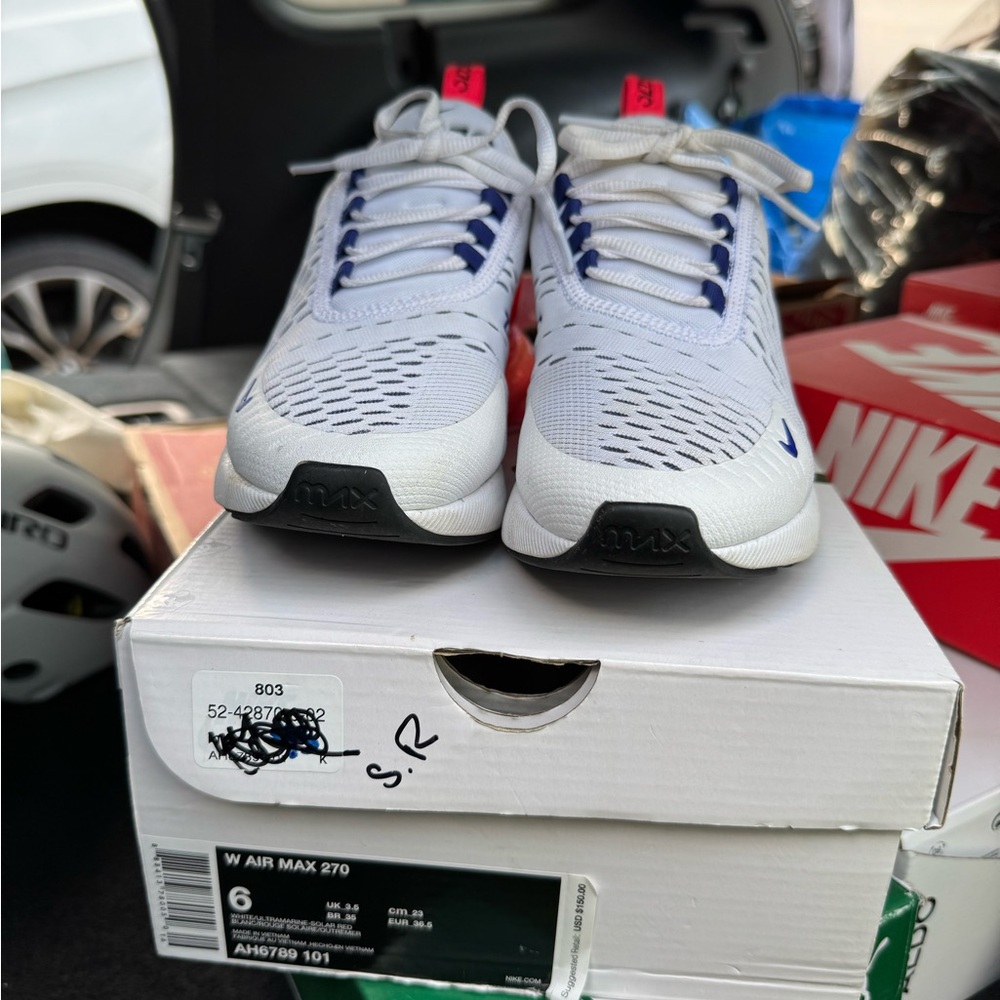 Nike Air max 270 ~ White and Blue Athletic Shoes with Breathable Mesh